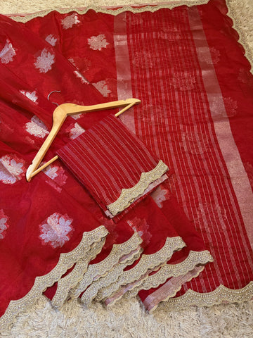 Banarasi Kora Organza with beautiful lace scalloped border