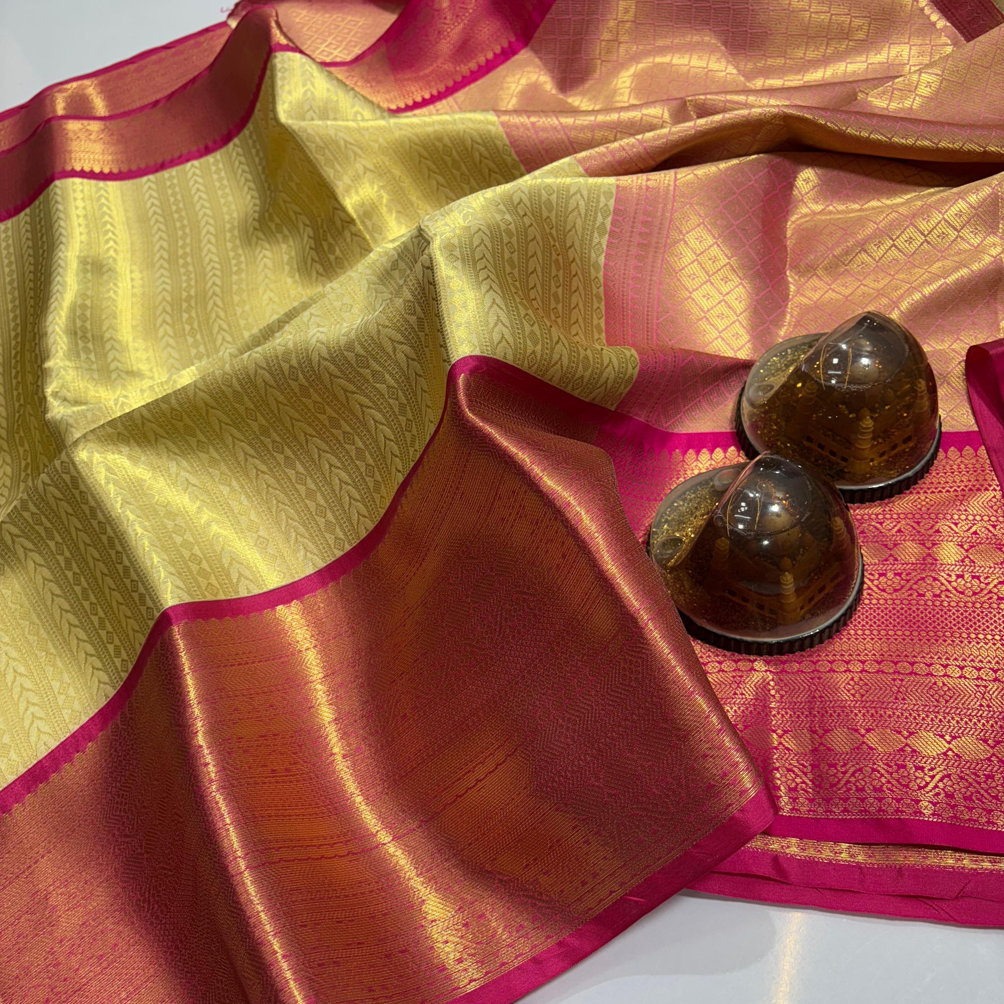Soft Banarasi Tissue Pattu Silk