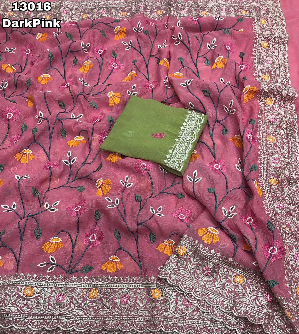 Crunchy Crush Saree with Floral design