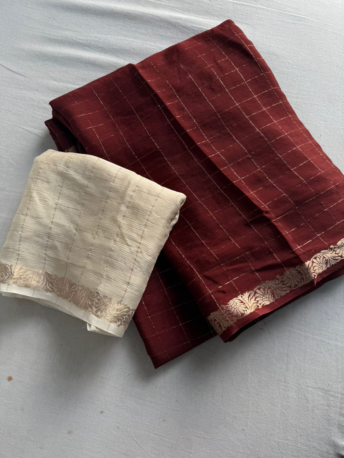 Soft Viscose Pure Chinon Saree With Contrast Running Blouse