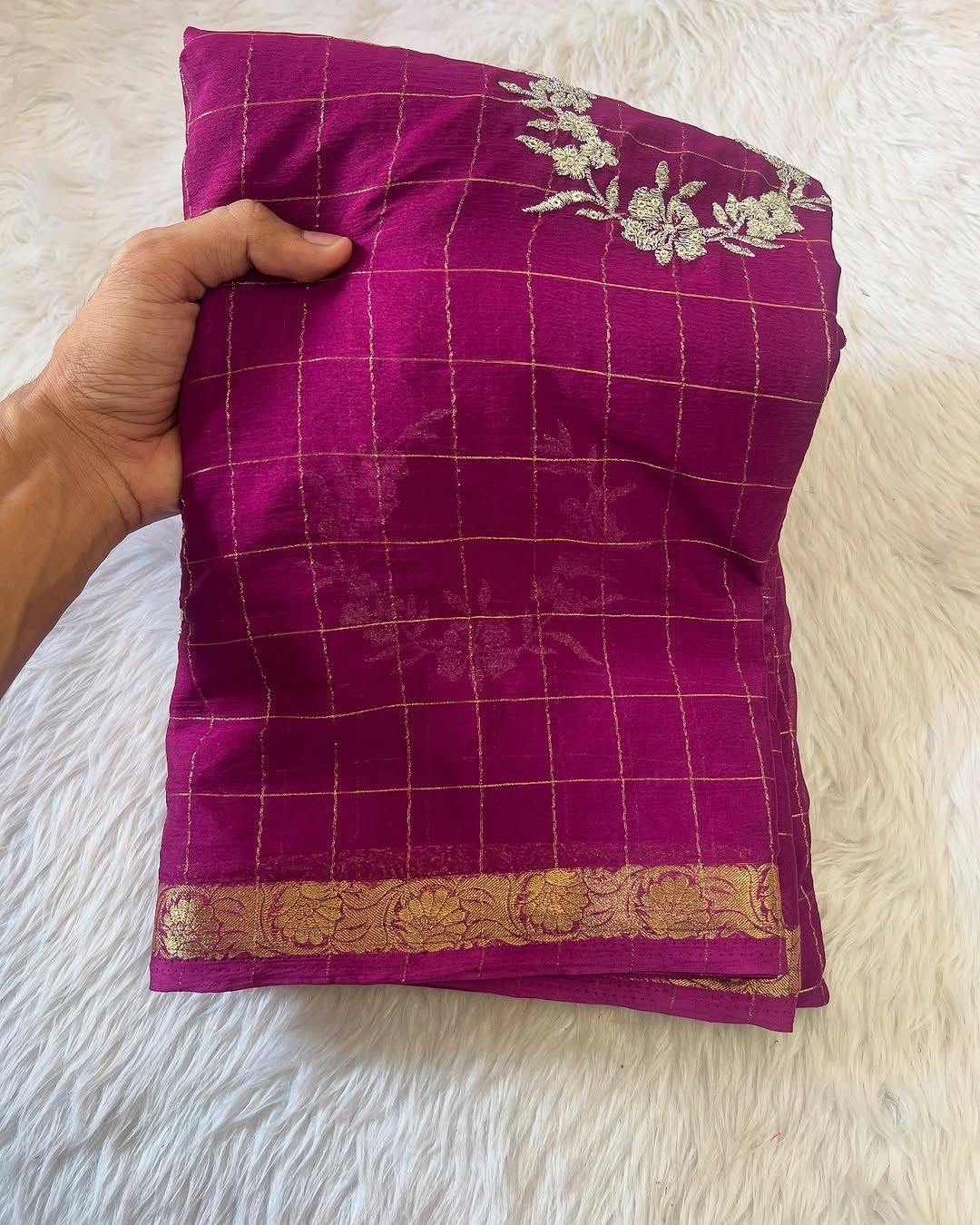 Chinnon viscose chex with jewel work