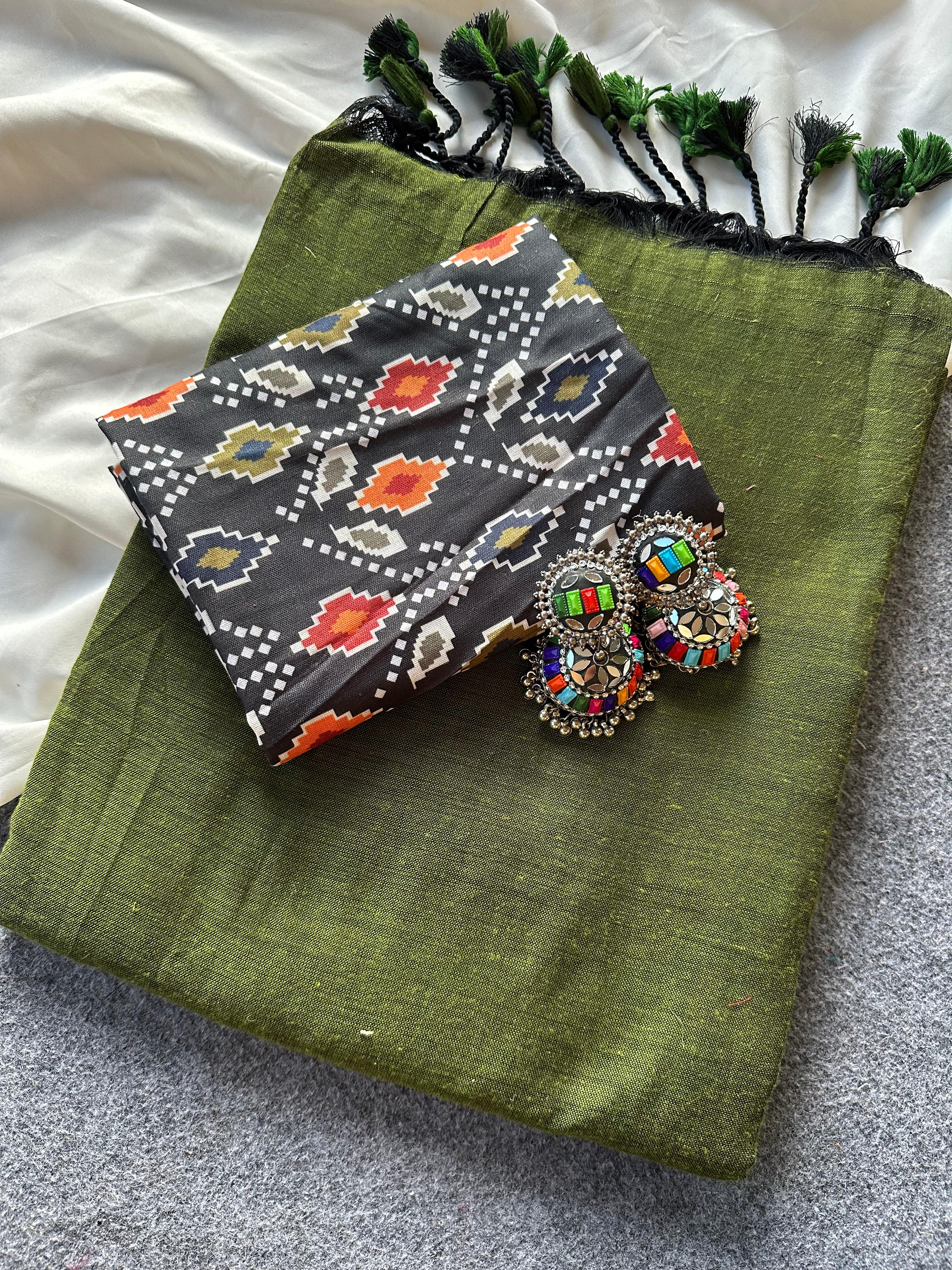 Soft Khadi Cotton Sarees with Print Blouse