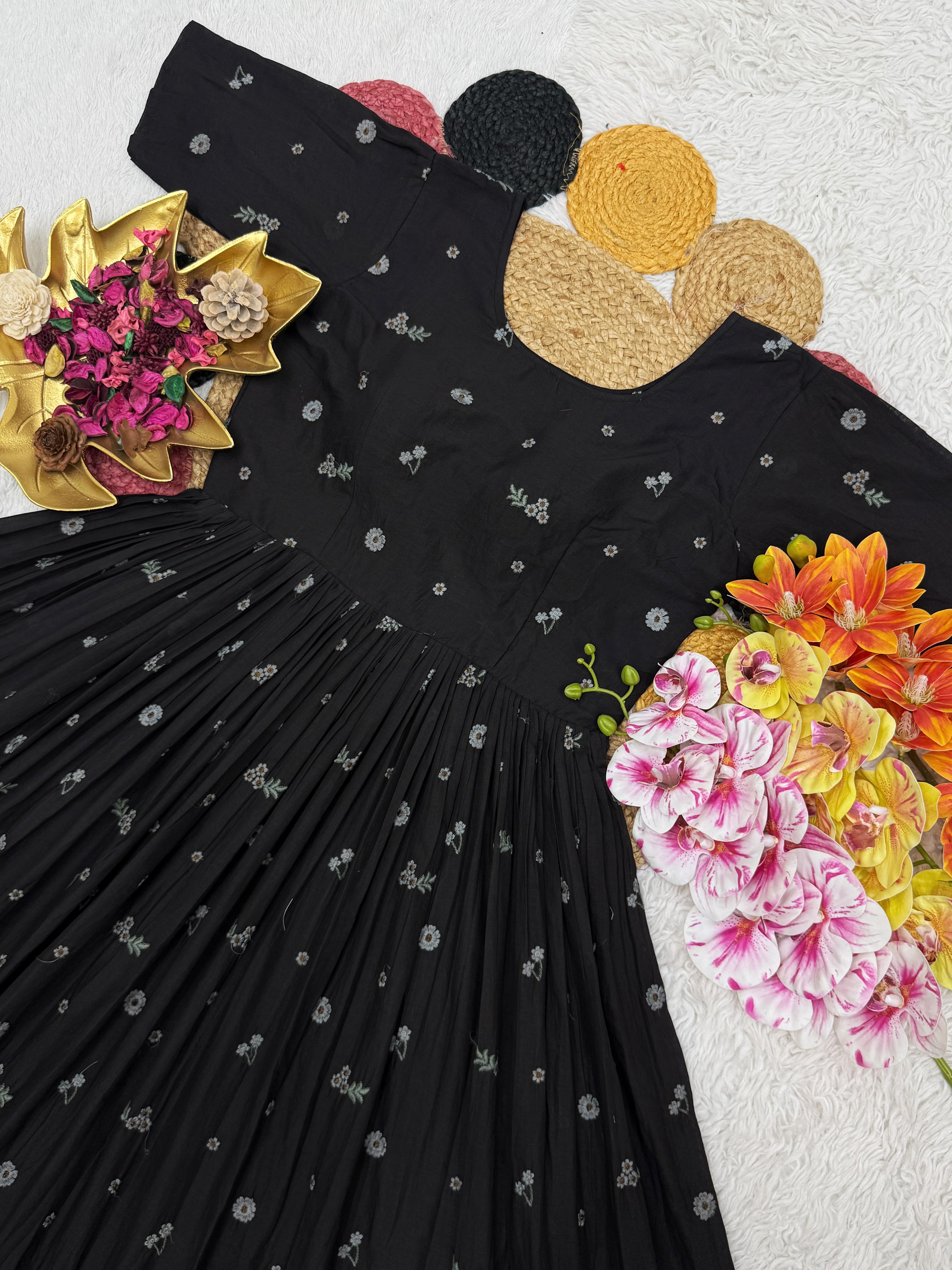 Special Mull Chanderi Gown With Floral Thread Weave