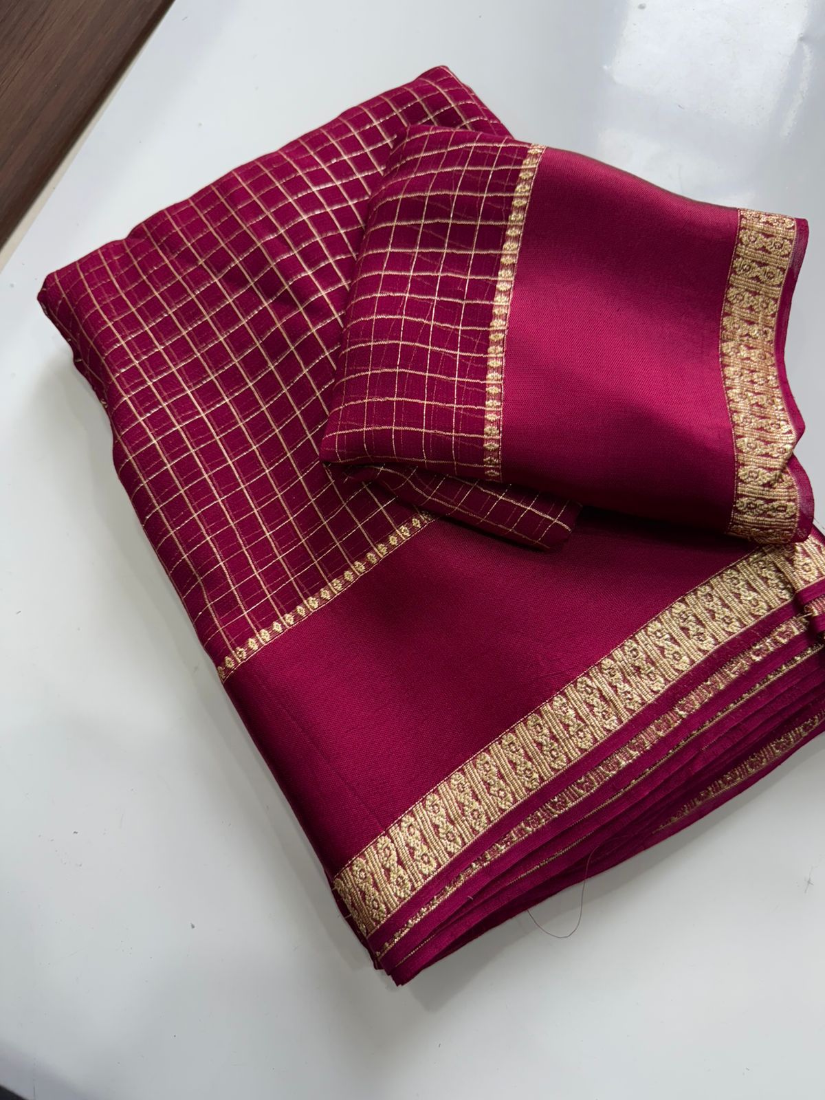 Soft Viscose Georgette Sarees with Running Blouse