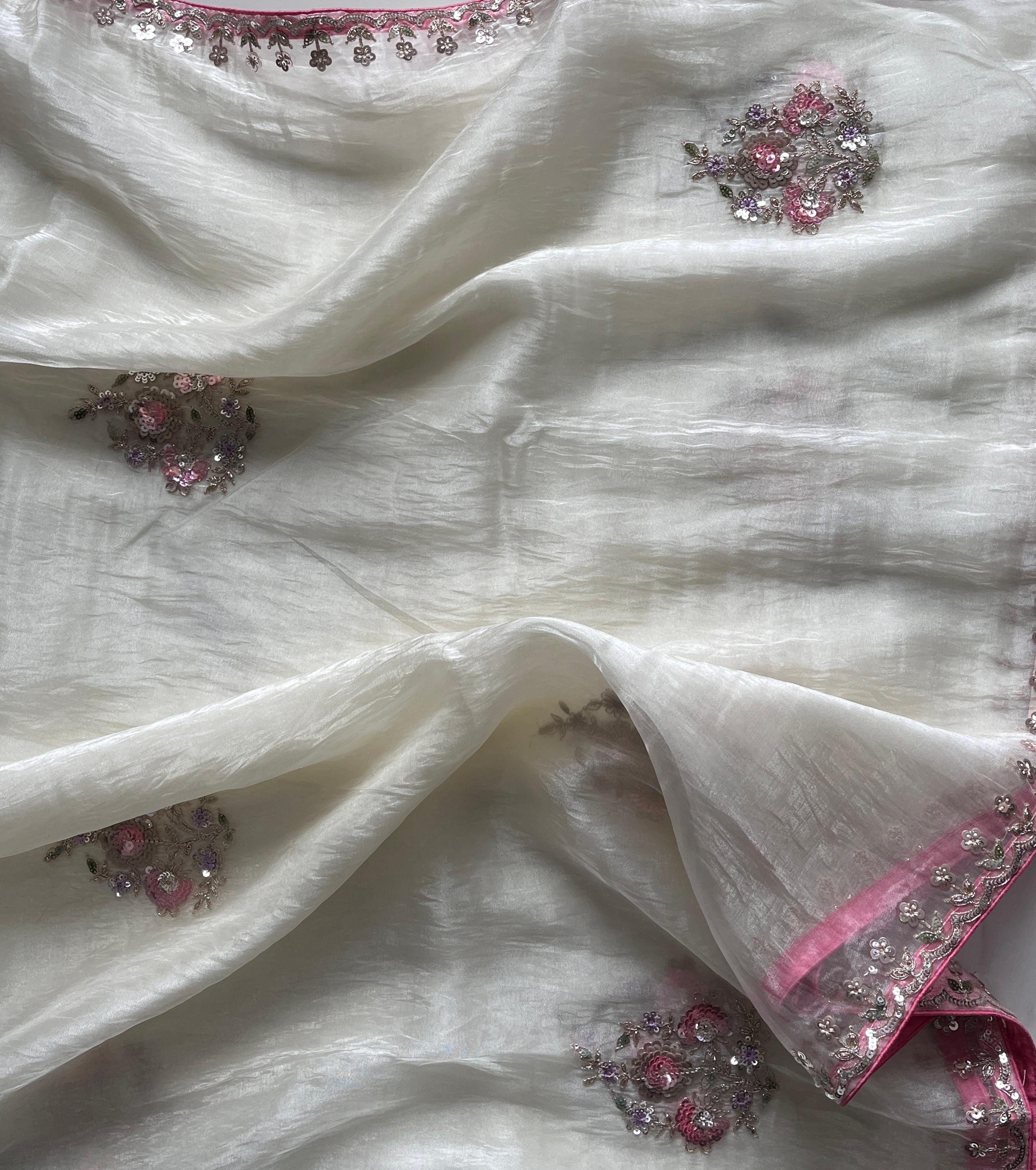 Premium Crush Saree with Stitched Blouse