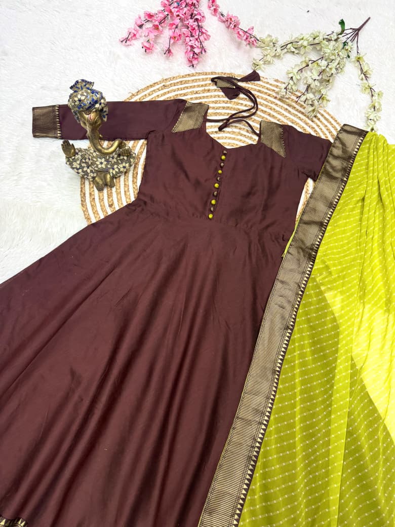 Span Cotton Gown with Jacquard Weaving Zari Border And Fox Georgette Duppatta