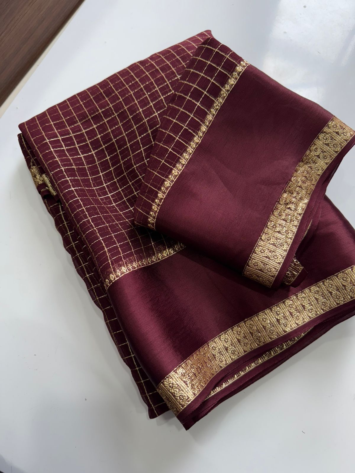 Soft Viscose Georgette Sarees with Running Blouse