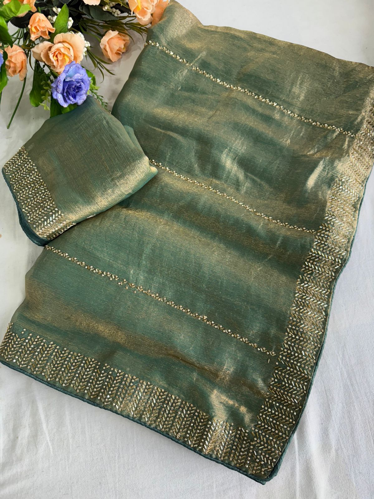 Fendy Chiffon Dual Shad Saree With Jharkhan Work Running Blouse