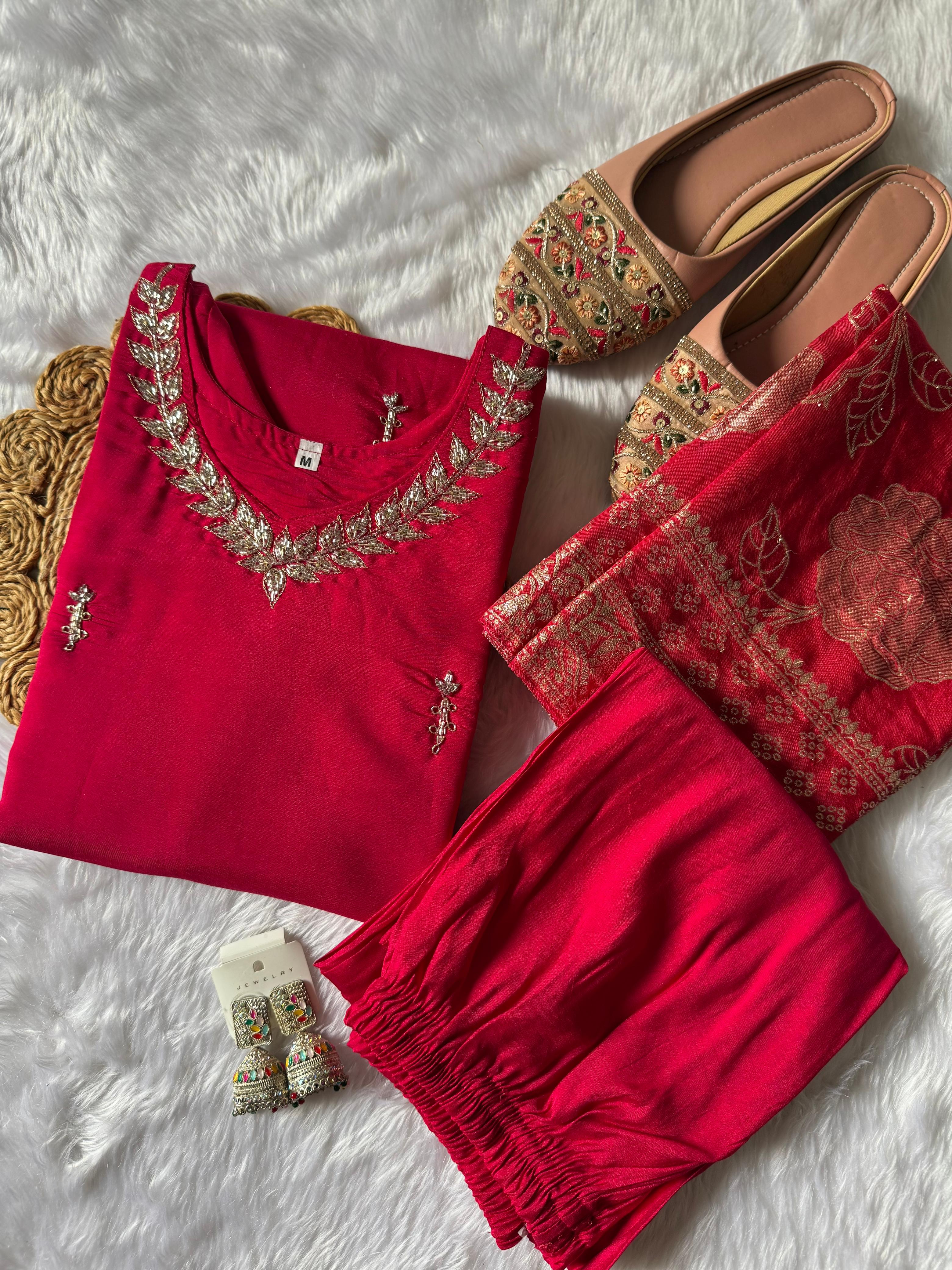 Beautiful Pink Premium Designer Kurti Set