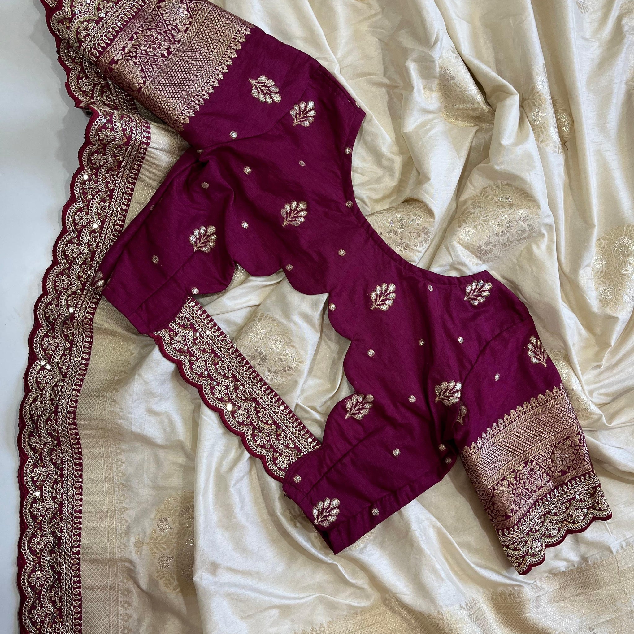 Premium Dola Silk Sarees with Readymade Stitched Blouse (38)