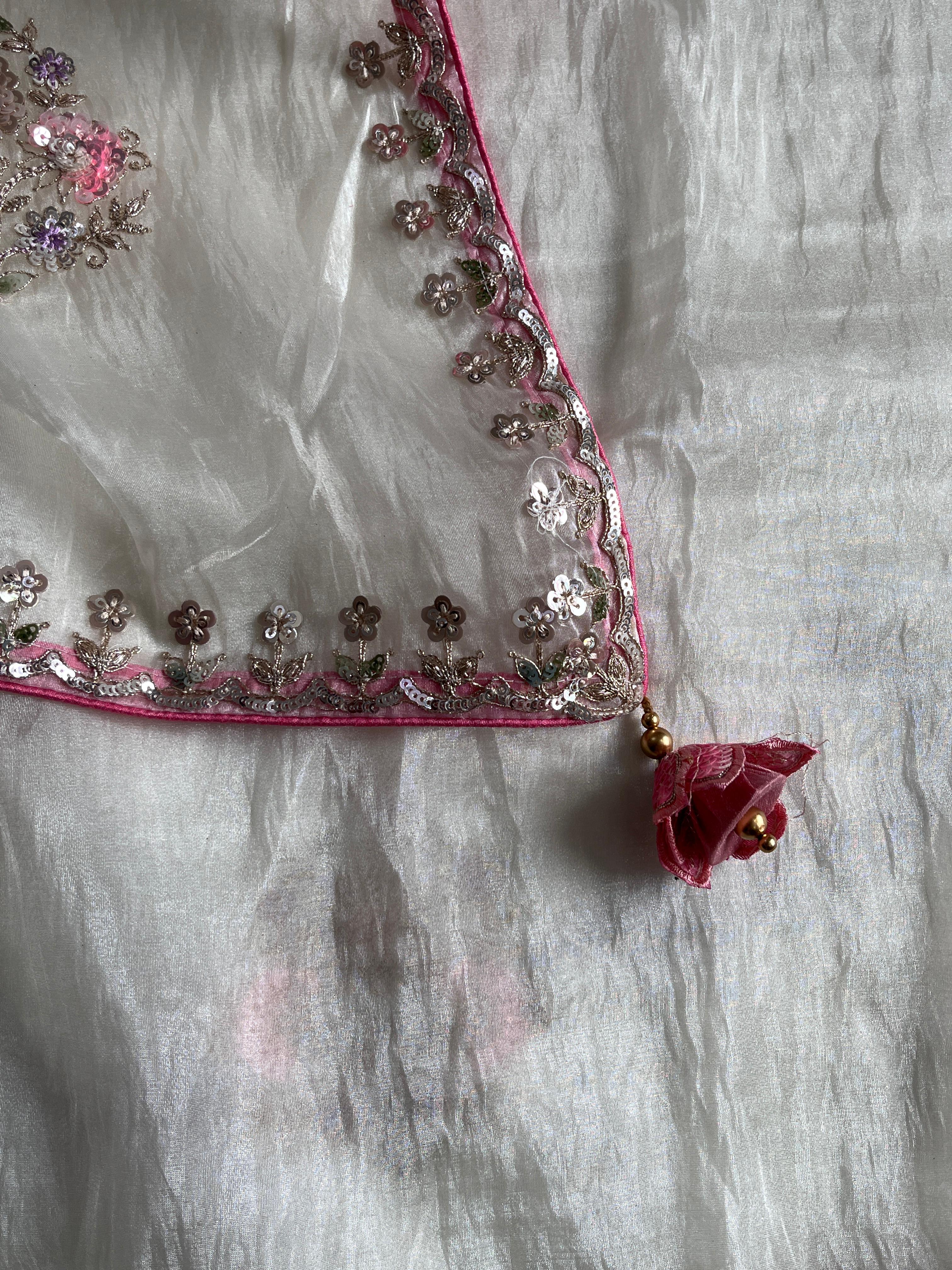 Premium Crush Saree with Stitched Blouse