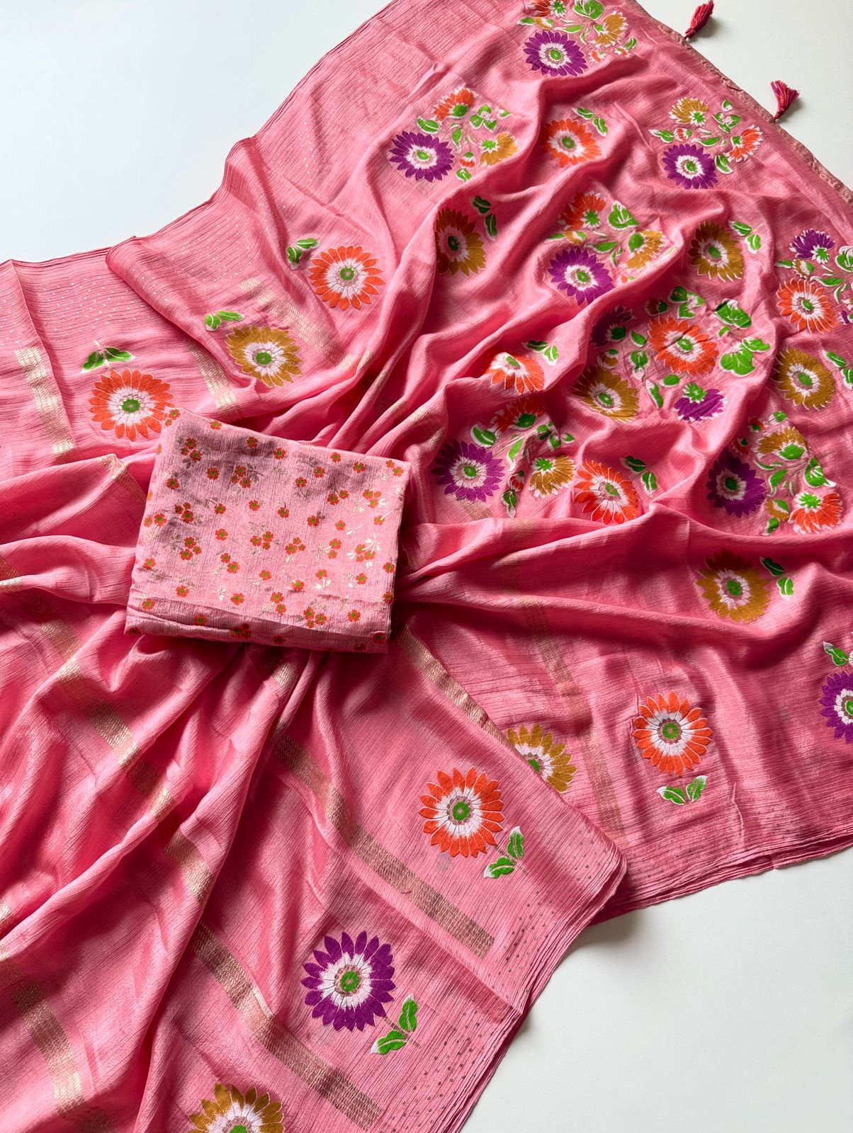 Soft Chinnon with floral Print