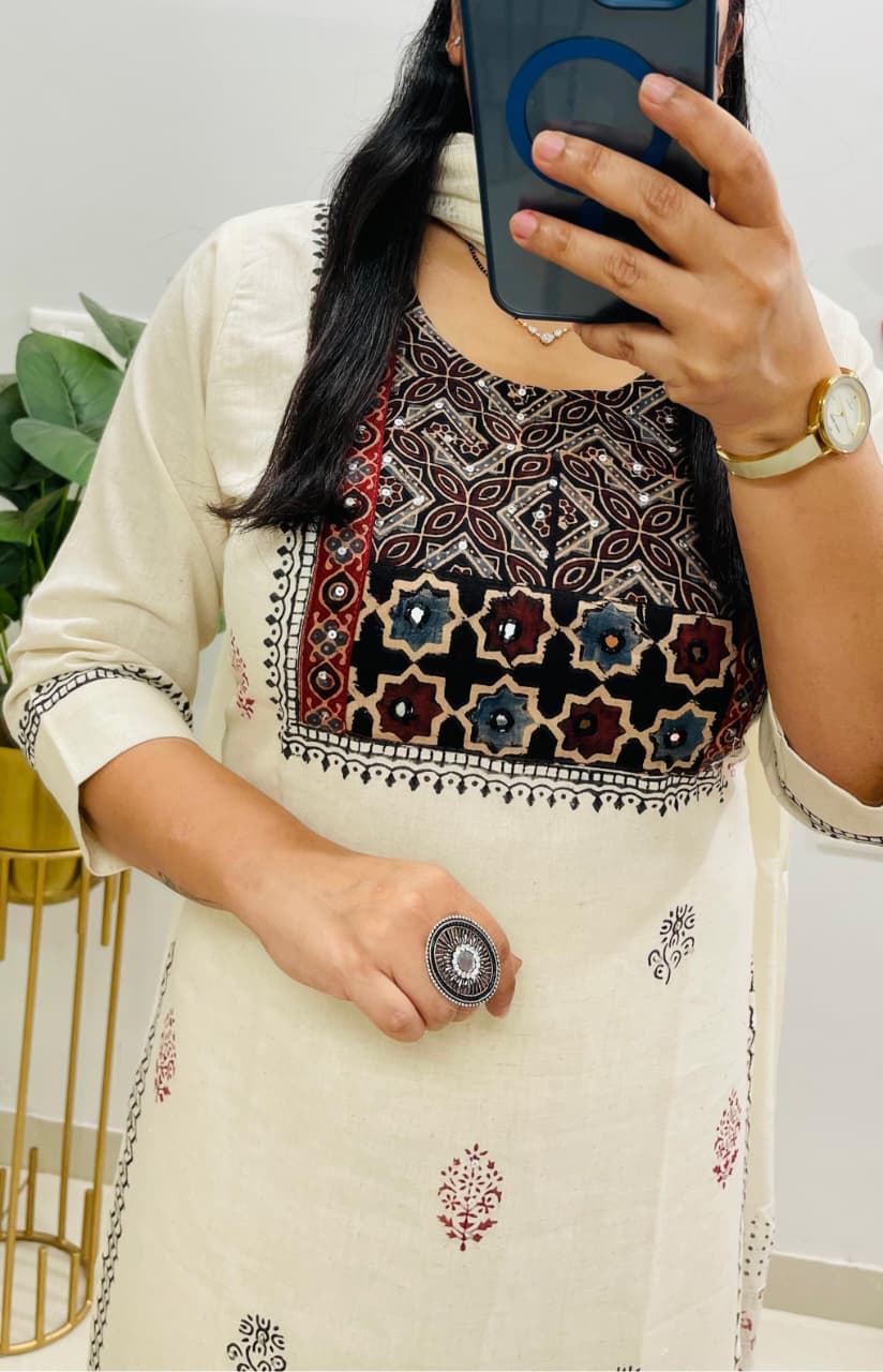 Designer Applique Working kurti Set