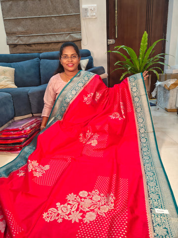 Grand & Elegant Soft Raw Silk Saree