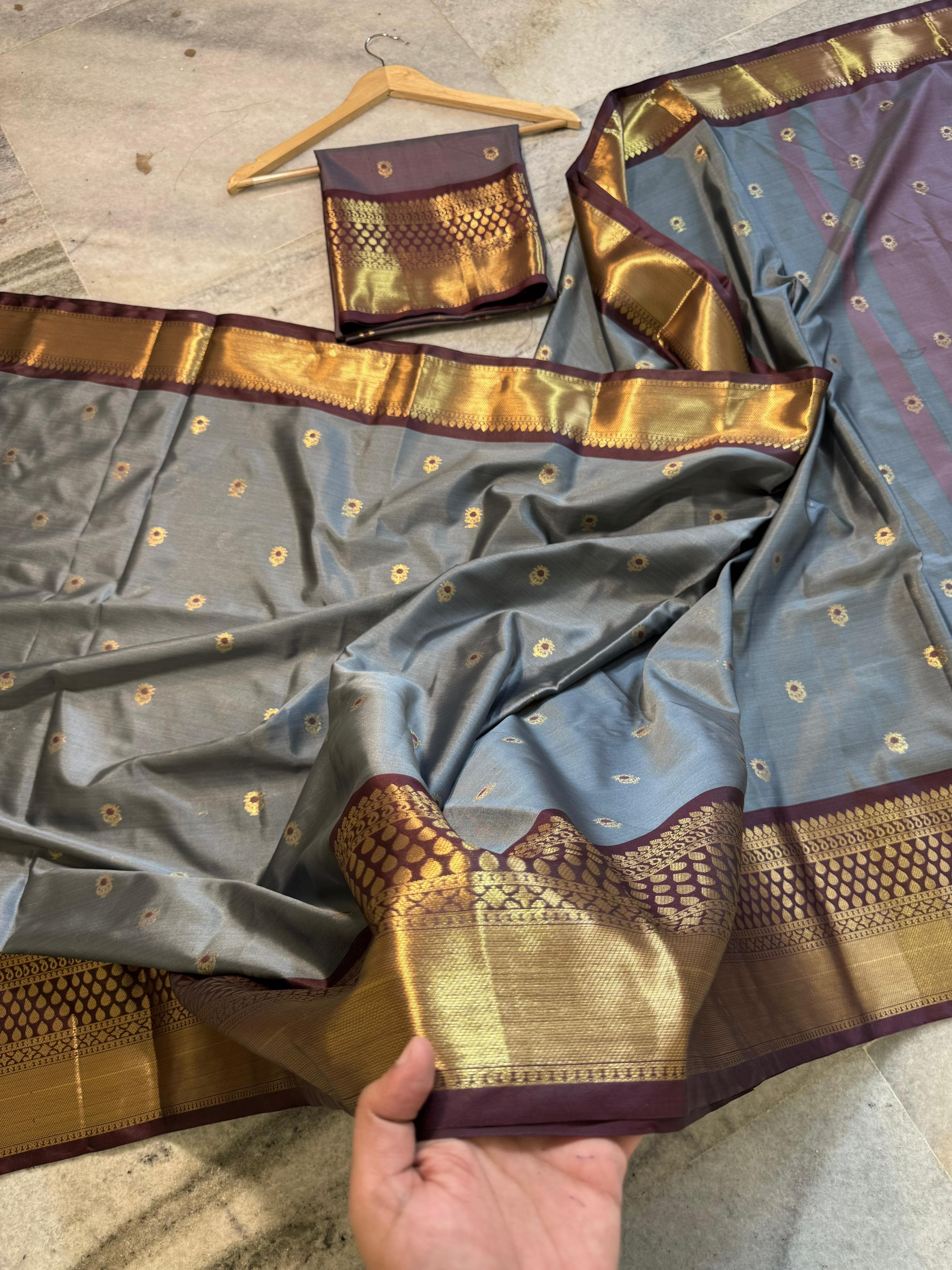 Banarasi Semi Gadwal Pattu Silk Saree