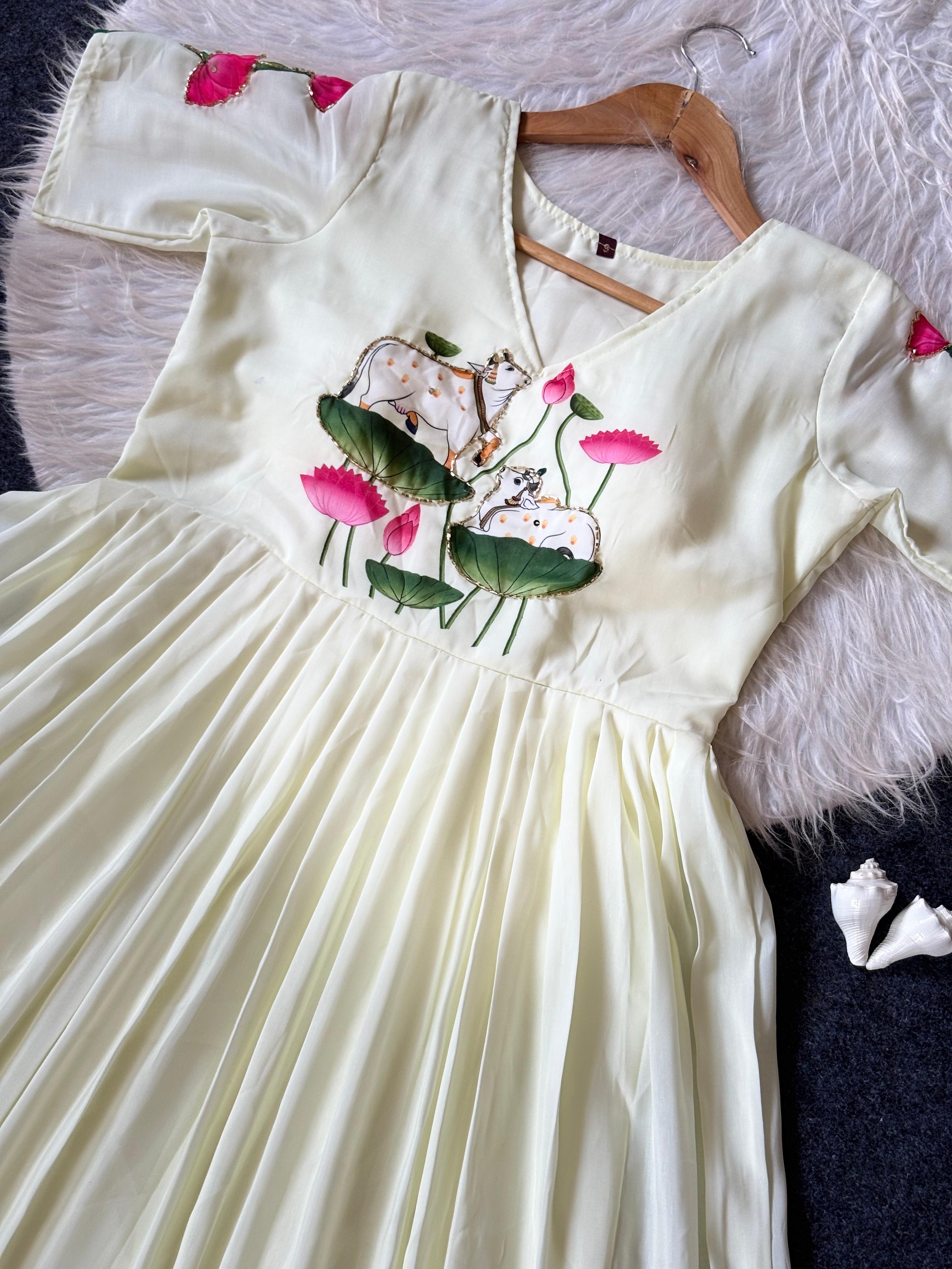 Exclusive Soft Maslin Gowns