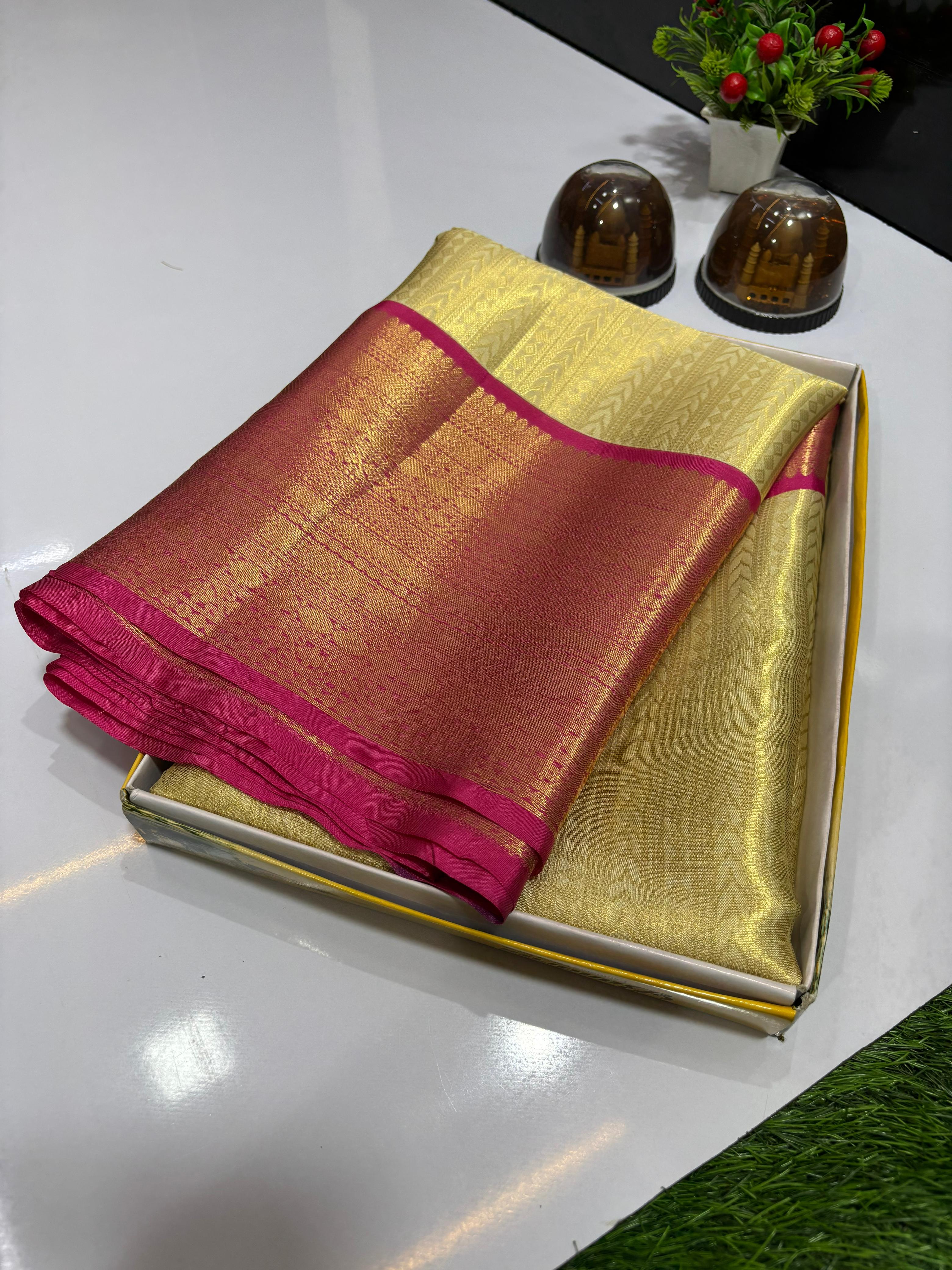 Soft Banarasi Tissue Pattu Silk
