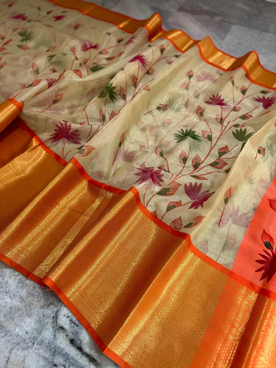 Banarasi Tissue Silk Saree with Kanchi Border