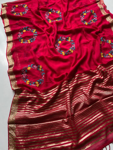 Viscose Georgette Saree with jewel Design