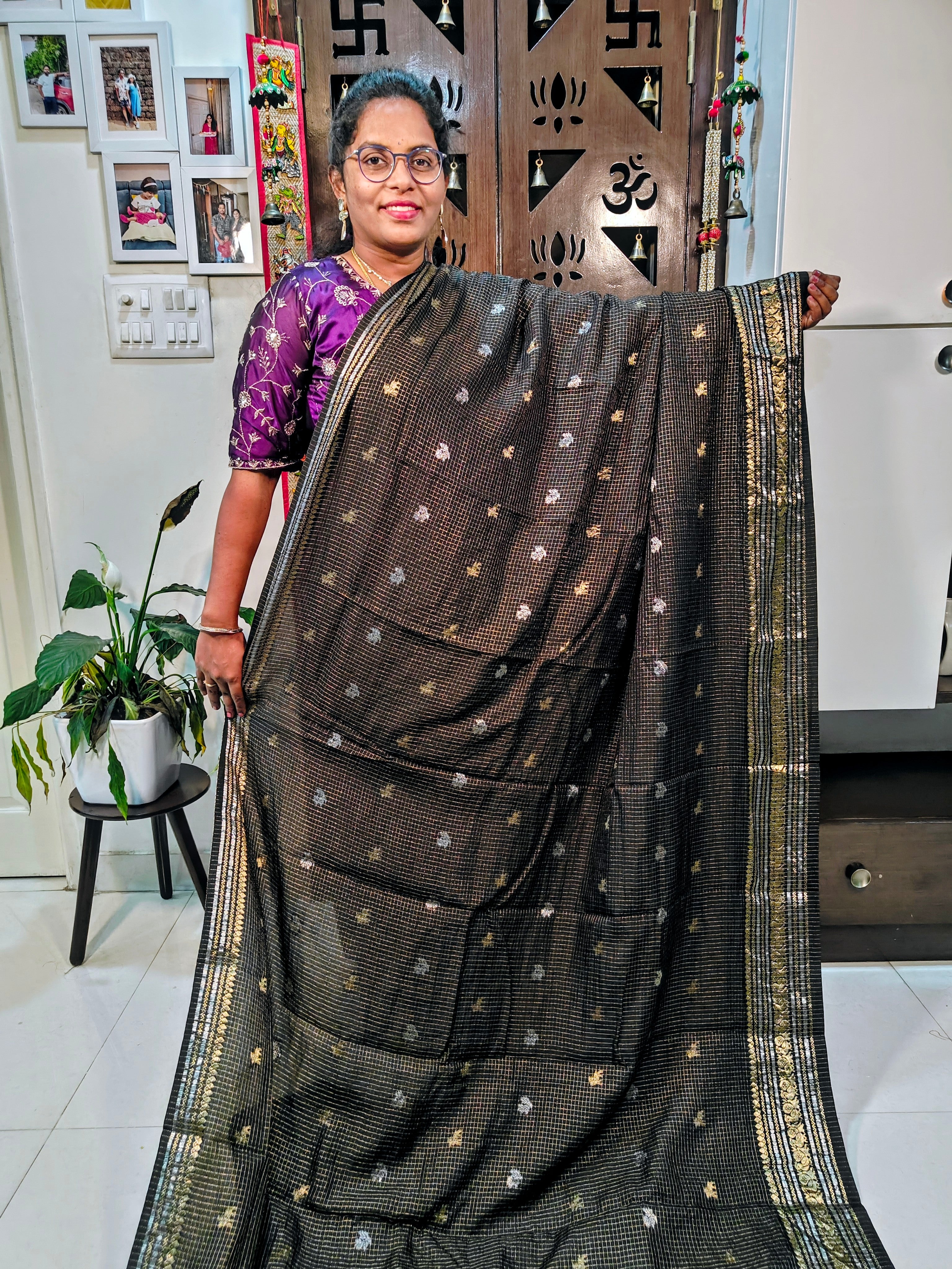 Pure Viscose Chinon Chit Pallu Sarees