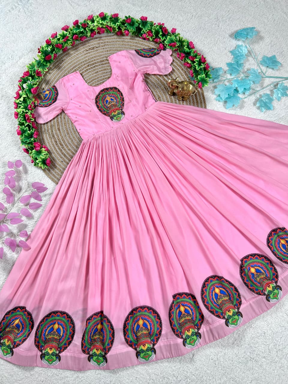 Soft Chinnon Work with Kathakali Design