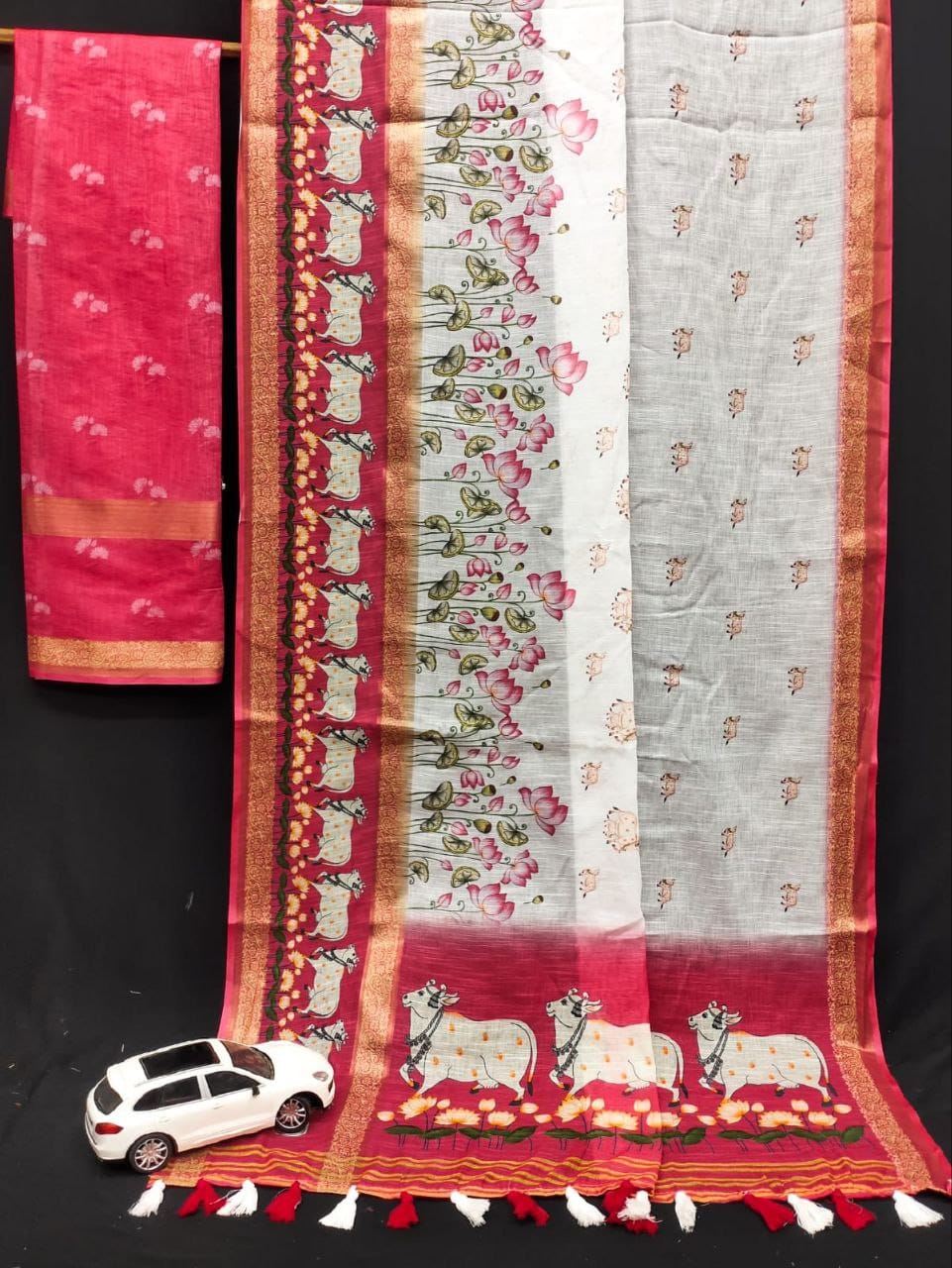 Linen saree with Digital Print