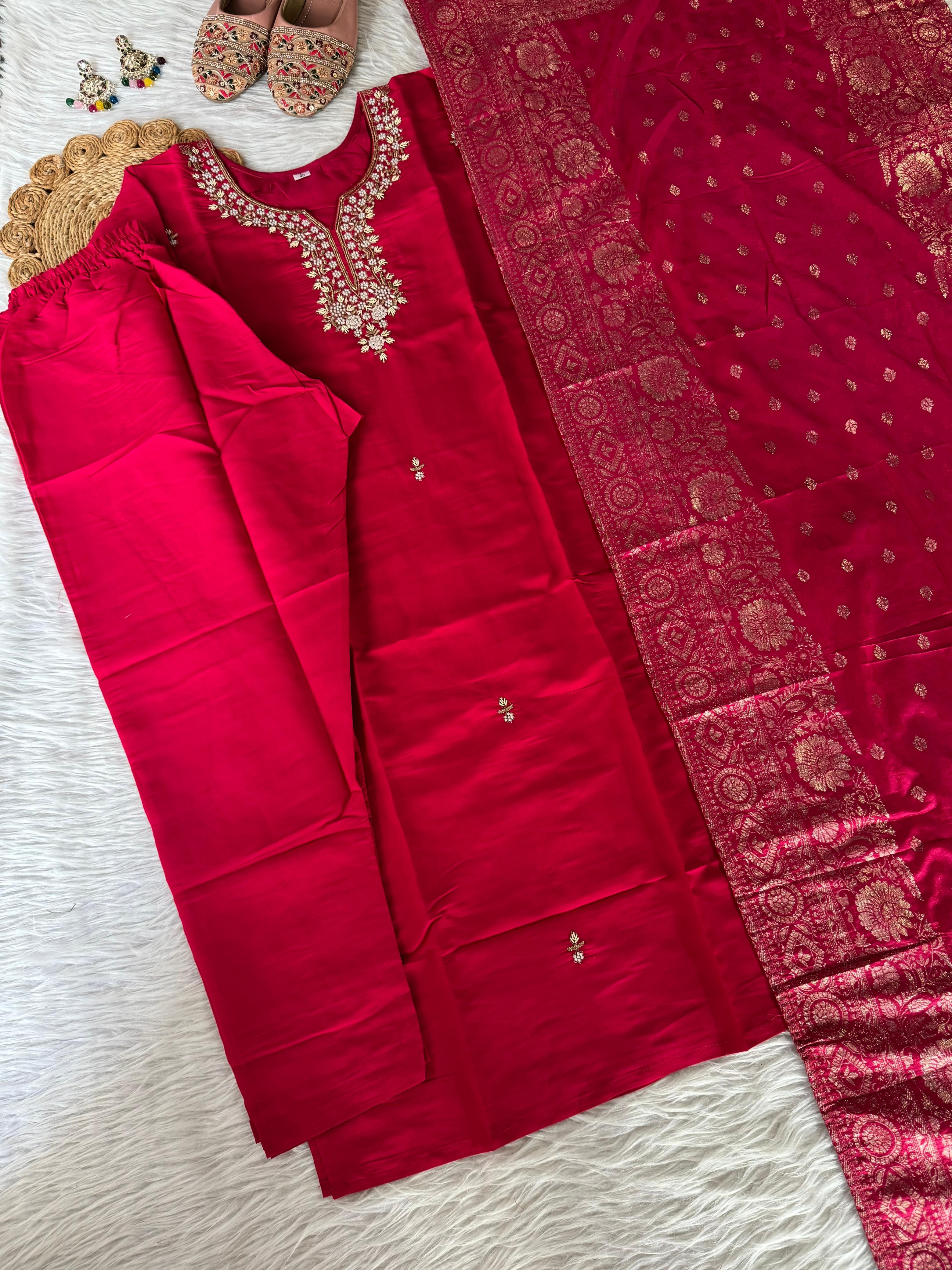 Beautiful Premium Pink Designer Kurti Set